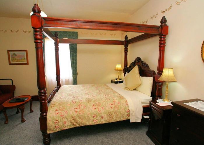 The Lodge on Elizabeth