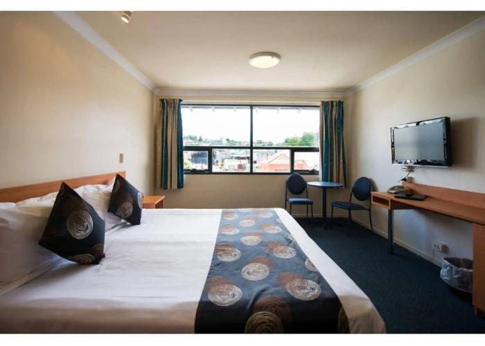 Black Buffalo Hotel