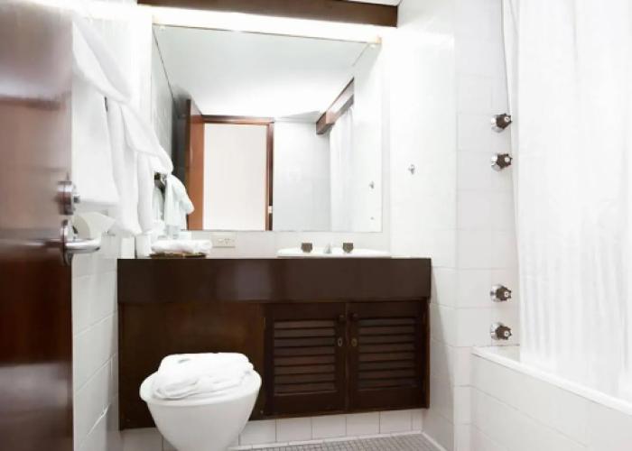 Black Buffalo Hotel
