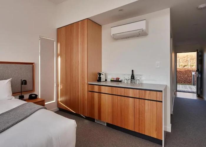 Rosevears Hotel