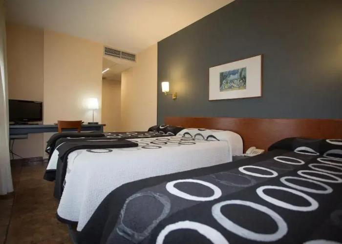 Hotel Yerri