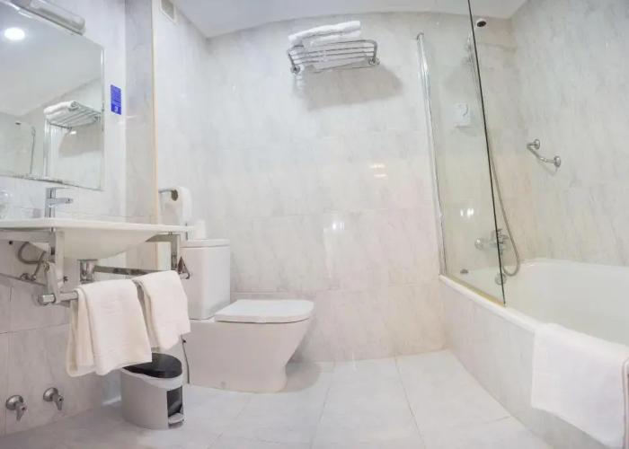 Hotel Yerri