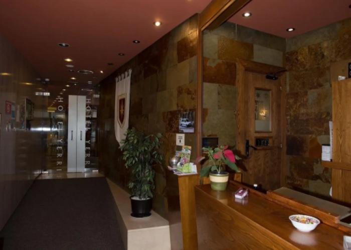 Hotel Yerri