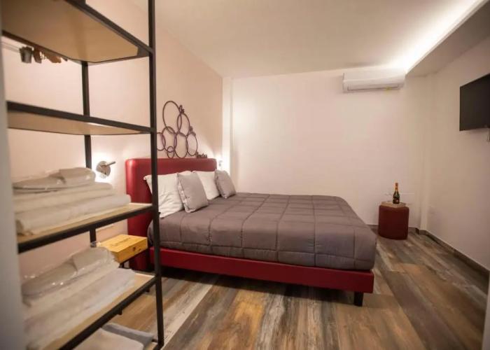 Vesuvio Inn Bed & Wine Experience