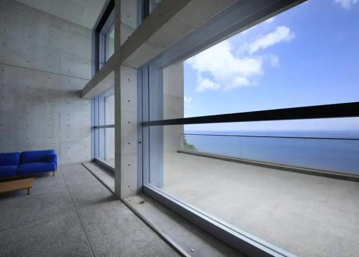 TOTO Seawind Awaji