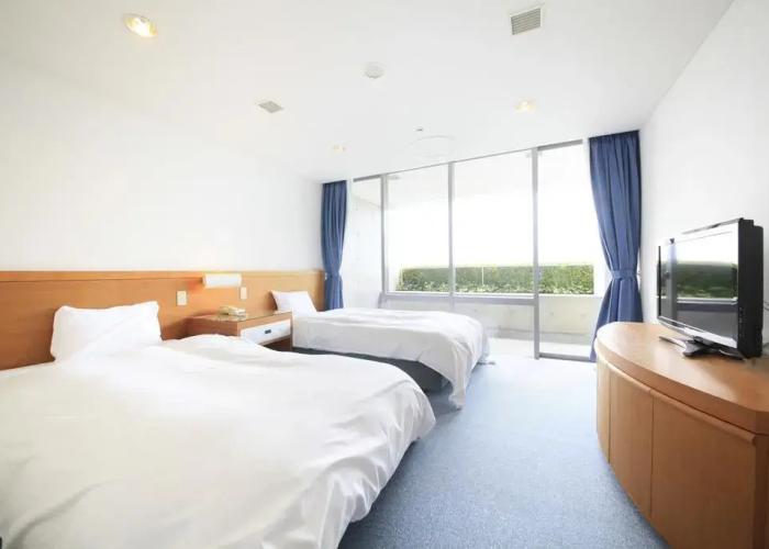 TOTO Seawind Awaji