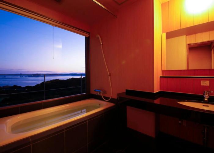 Awaji Island Uzushio Onsen Umemaru