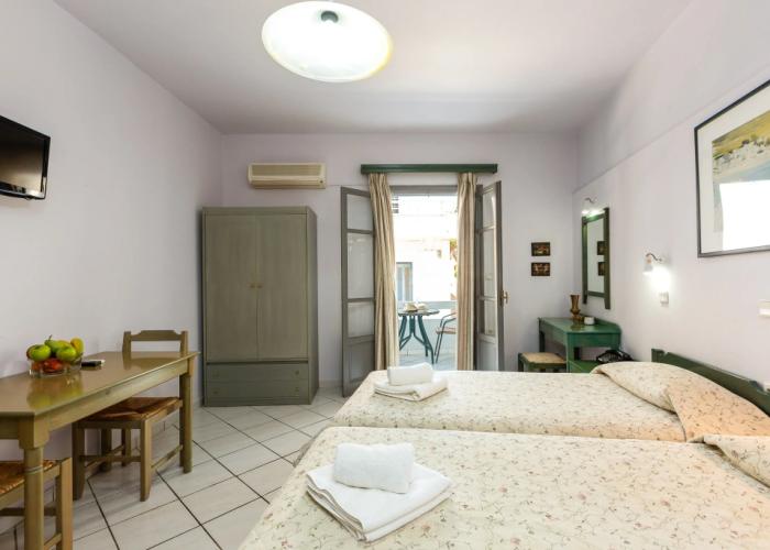 Philoxenia Apartments