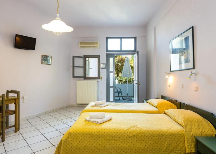 Philoxenia Apartments