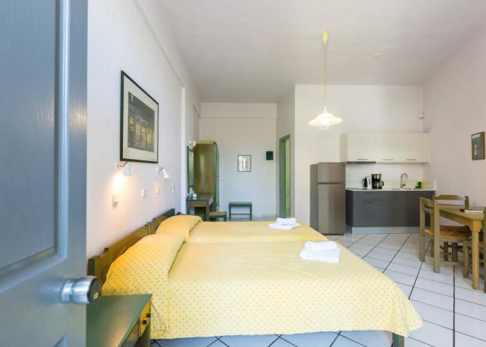 Philoxenia Apartments
