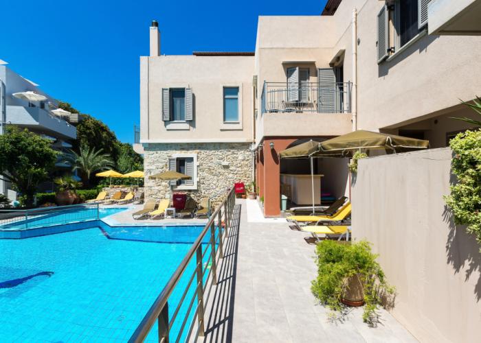 Philoxenia Apartments