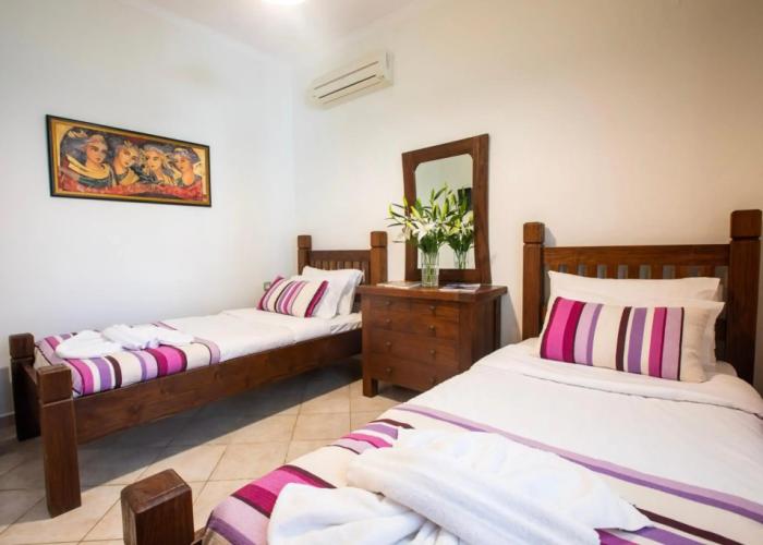 Kastro Apartments