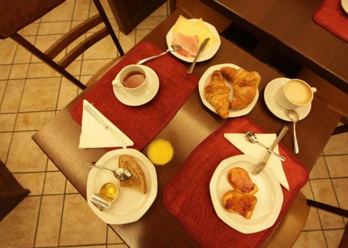 Hotel Santa San
