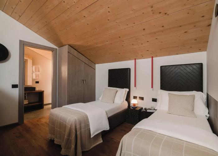 Aethos Monterosa