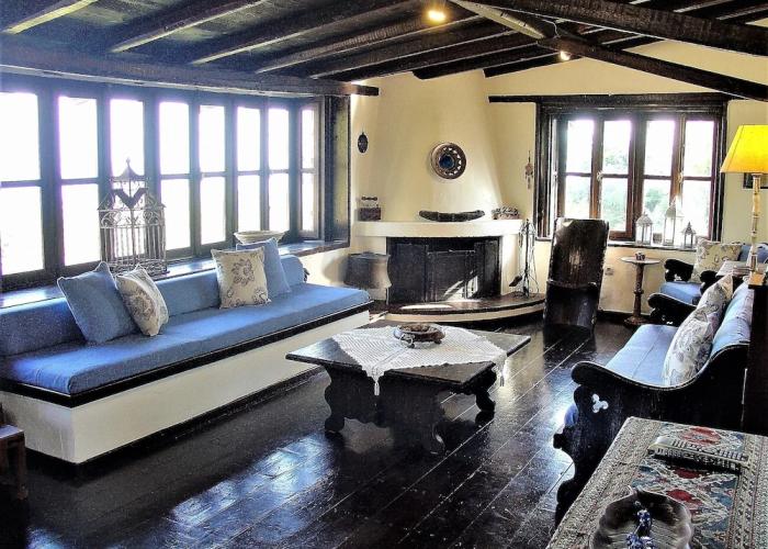 Ampelos Estate