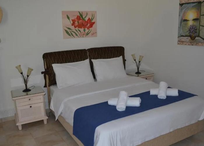 Blue Ark Aigeira Flat & Studio