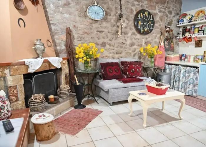 Kalavrita Winter Retreat - Homely Spacious Chalet