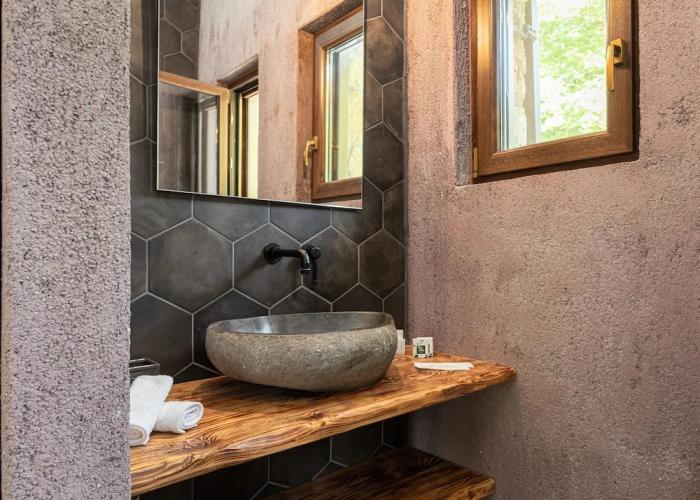Hidden Stone Chalet