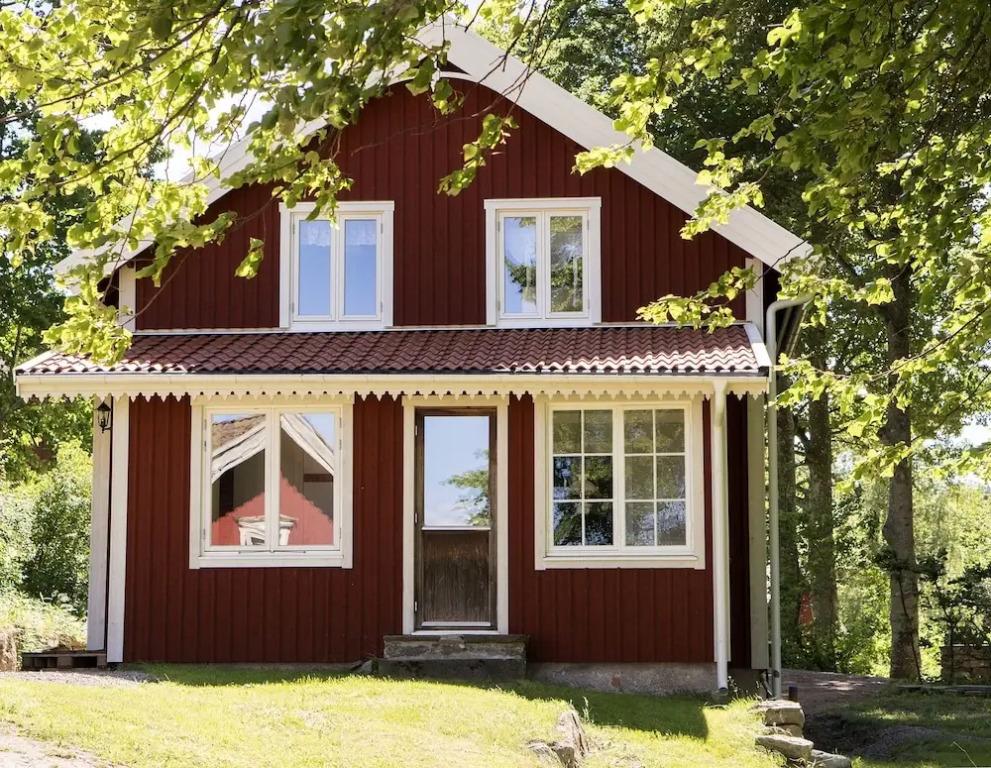 Anfasteröd Gårdsvik