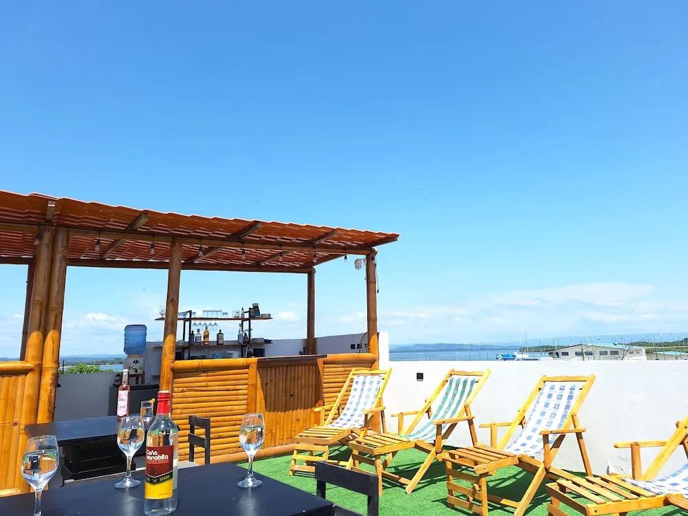 фото Poseidon Lodging