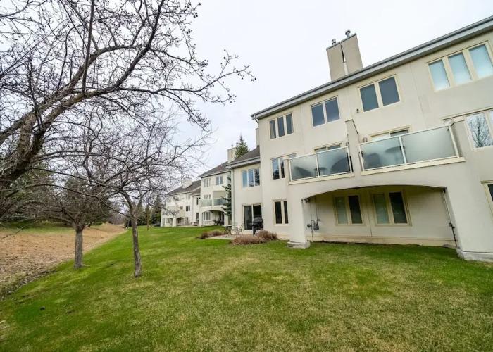 Sierra Lane Condos