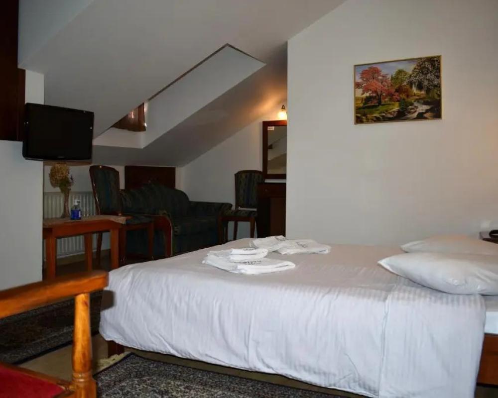 фото Hotel Adonis