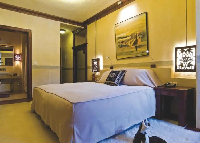 Katogi Averoff Hotel & Winery