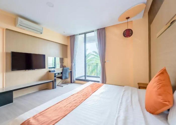 Oceanic Pearl Resort