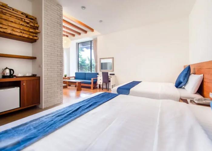 Oceanic Pearl Resort