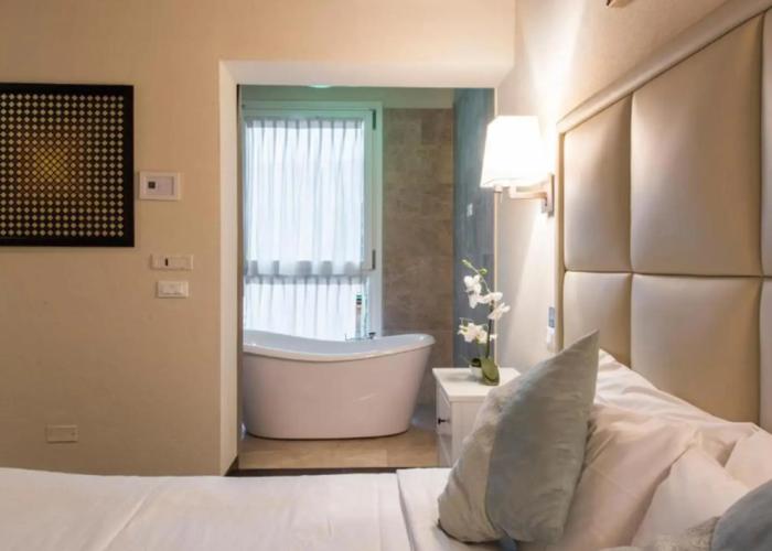 Florence Art Apartments