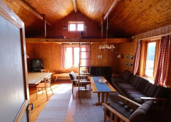Stamsund Hostel
