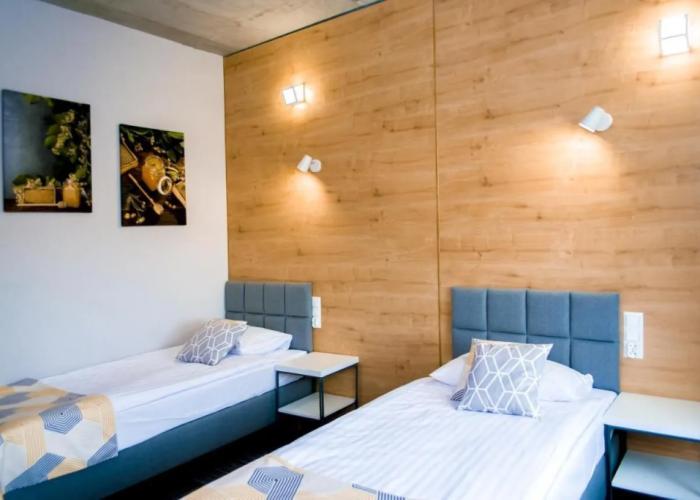 Hotel 107