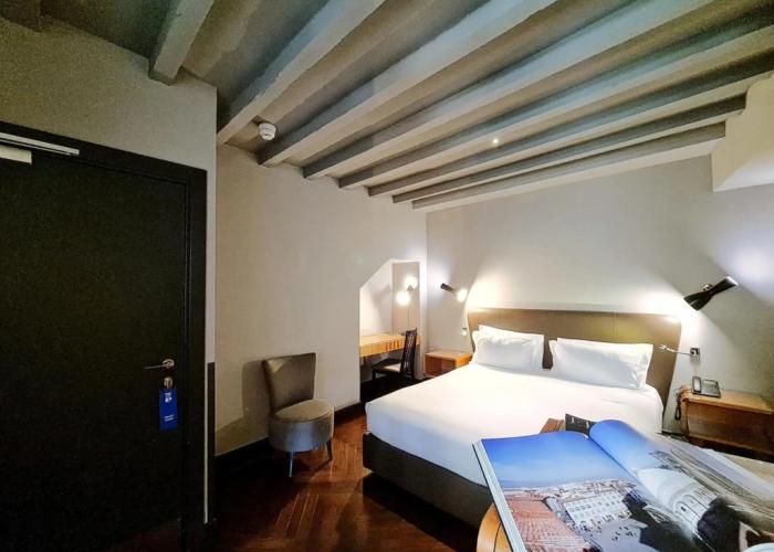 Hotel Garibaldi Blu