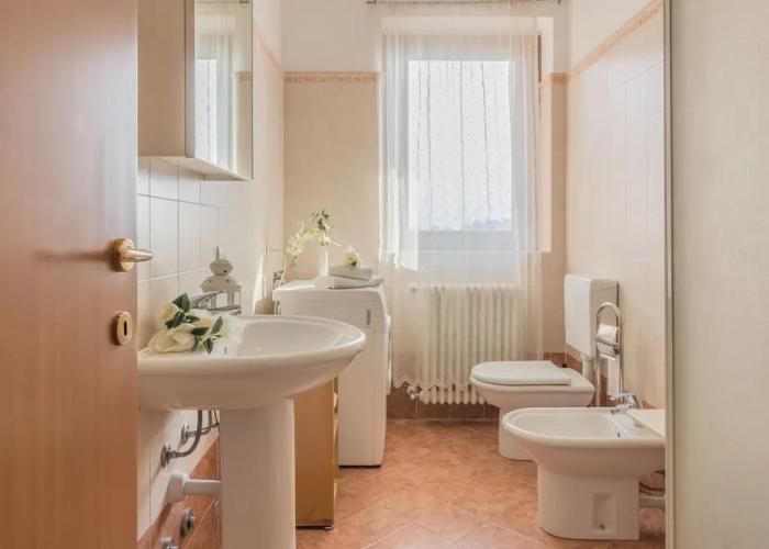 Golden View Apartment