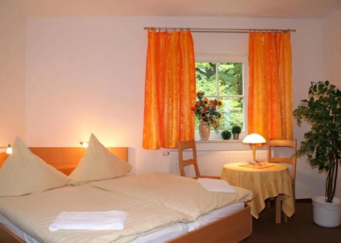 Landgasthof Neue Schänke Hotel