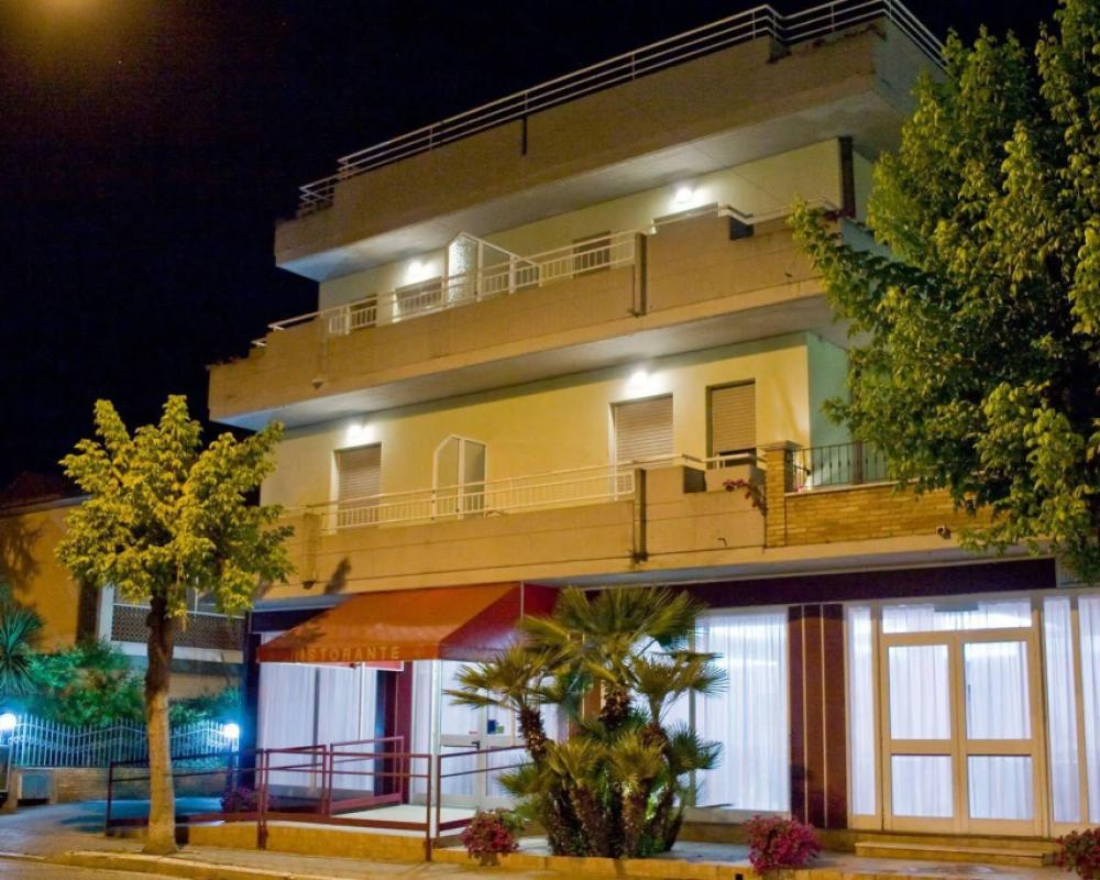 Hotel Mediterraneo