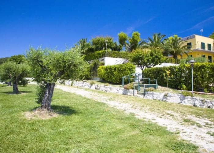 Hotel Le Cave
