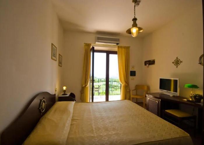 Hotel Le Cave