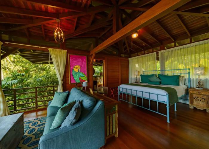 Playa Cativo Lodge