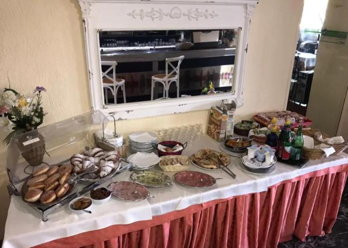 Cinquestelle-albergo del centro storico