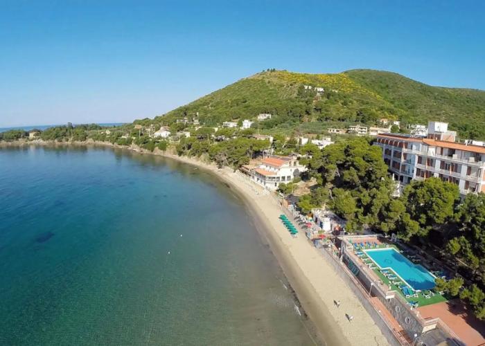 Hotel Punta Licosa
