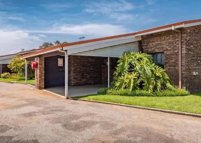 Emu Beach Chalets