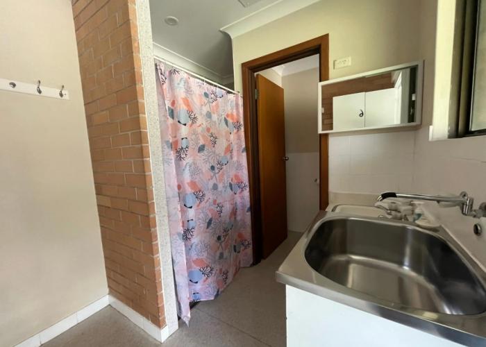 Emu Beach Chalets