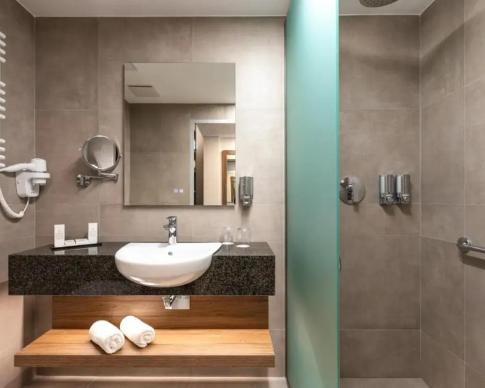фото Hotel Crystal