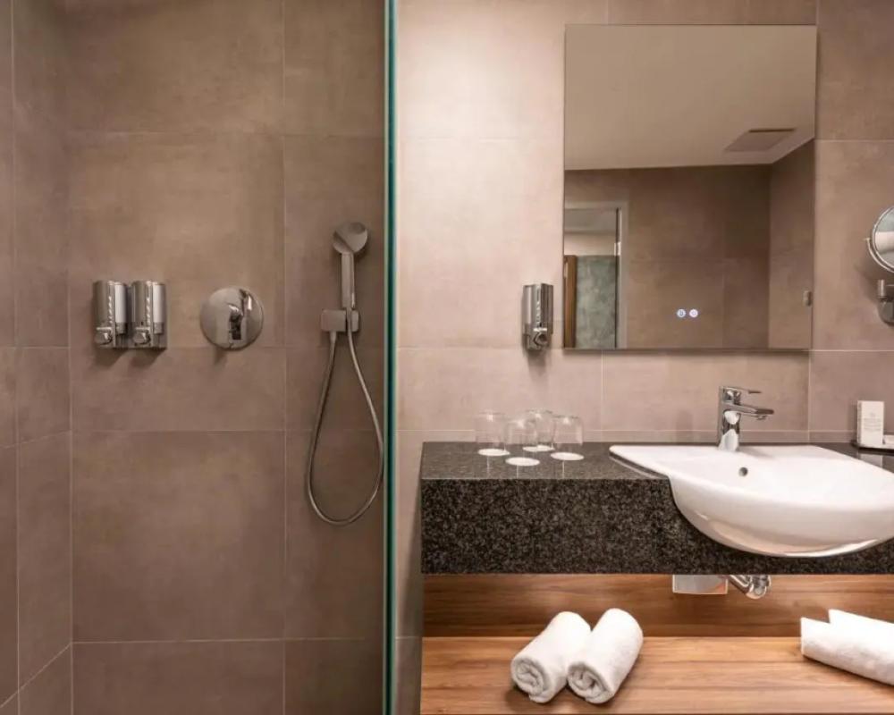 фото Hotel Crystal