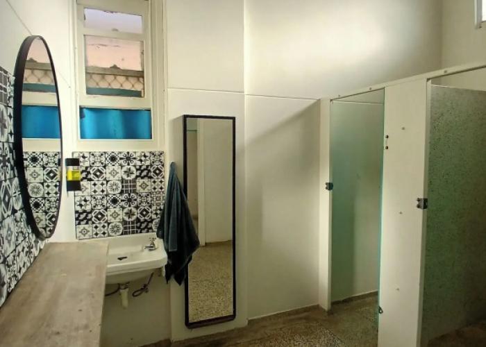 1849 Backpackers Hotel