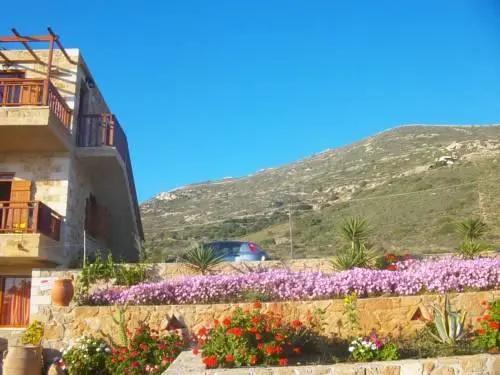 Golden Sun Apartments