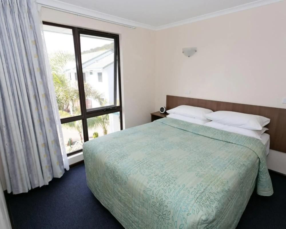 фото Dolphin Lodge