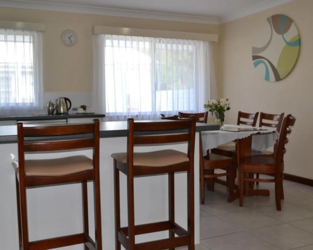 фото Dolphin Lodge