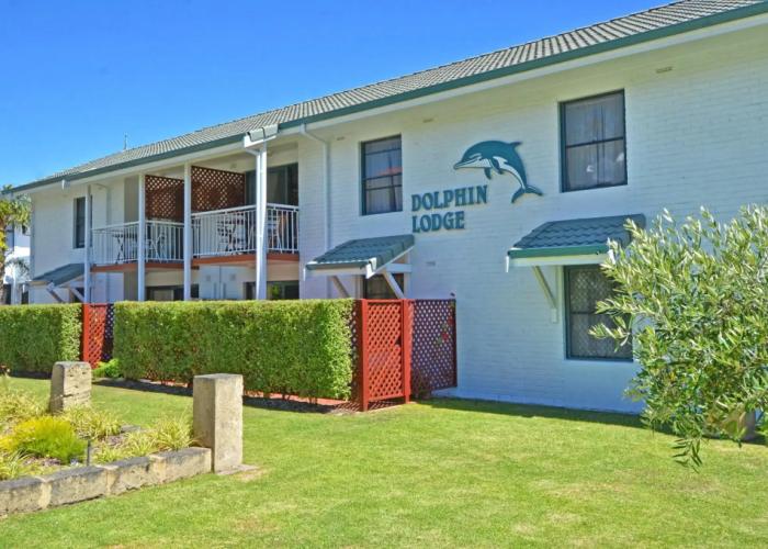 Dolphin Lodge